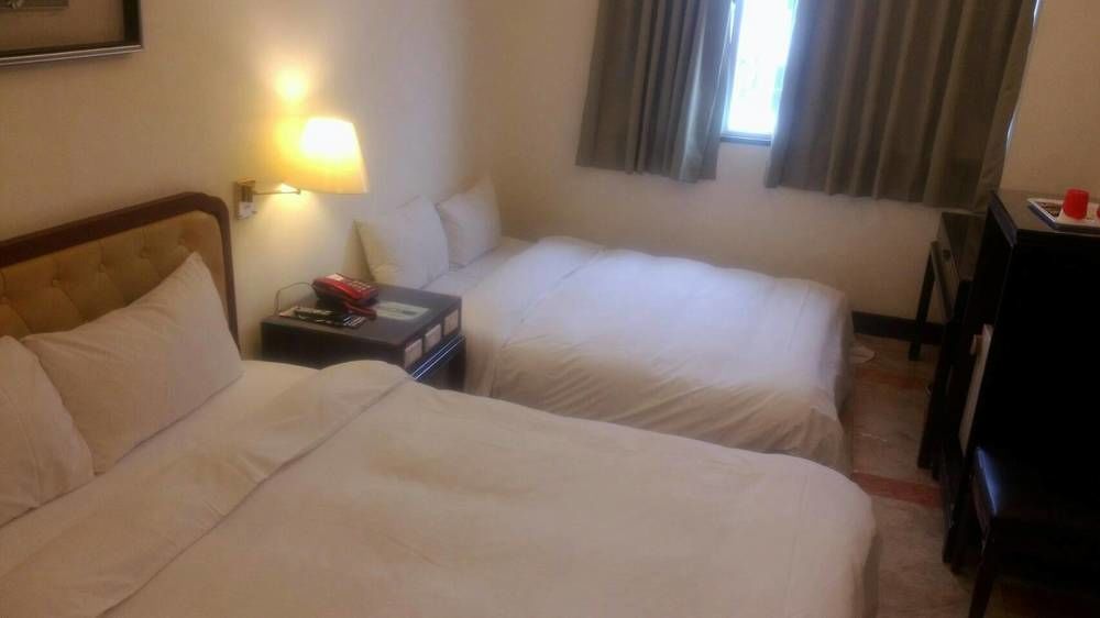 Peach Hotel Hszincsu Kültér fotó